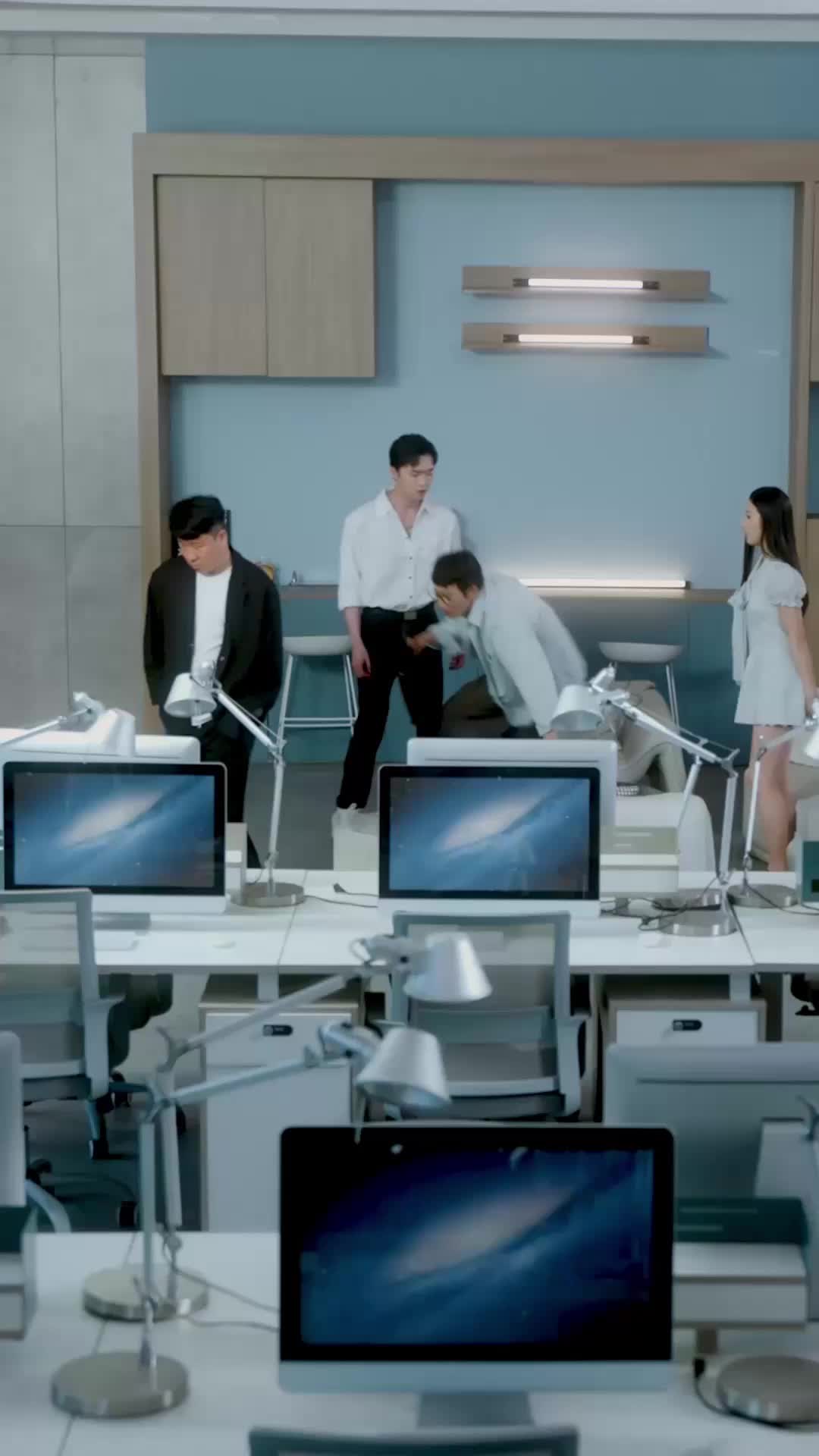 Tập 8 - Diva Trả Ơn: Đuổi Bắt Ngược